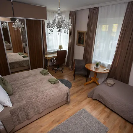 Cozy In Centrum Sófia