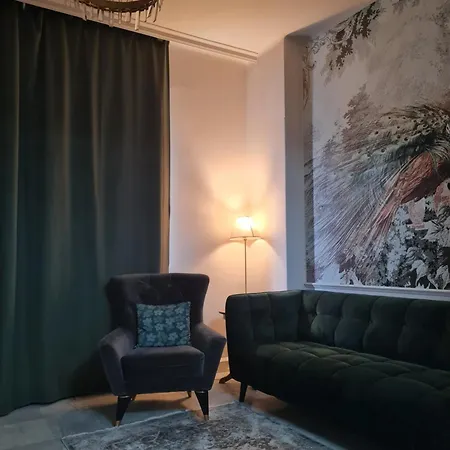 Cozy In Centrum Apartment