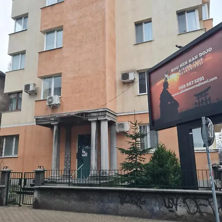 Cozy In Centrum Apartment